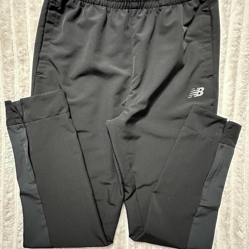 New-balance Men's Black Jumper
